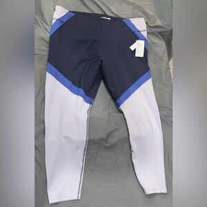 Old Navy Women's Athletic Shorts - Navy and Blue